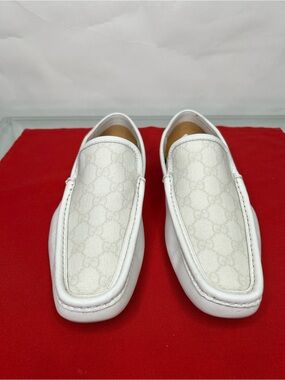 Gucci Loafers Drivers Leather White GG  Monogram Slip On Loafers